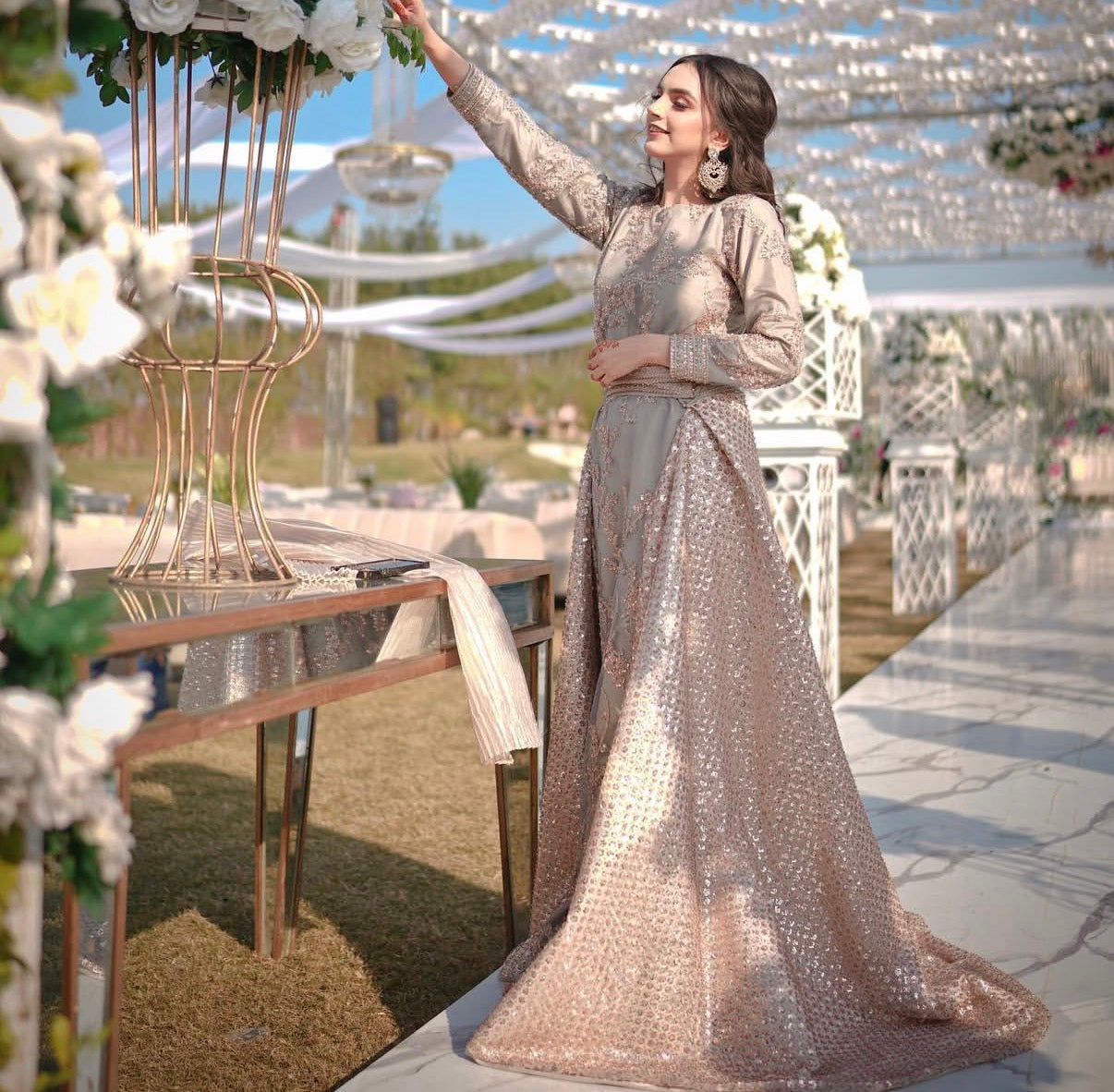 Solenne — elegant, understated