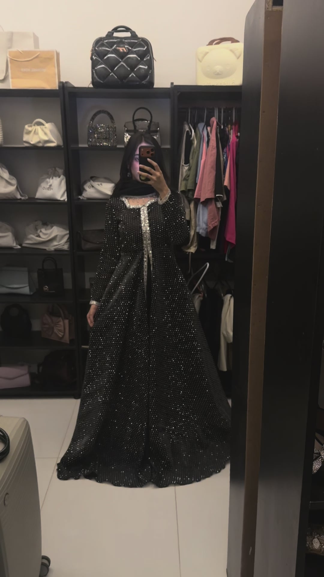 Noir Elan